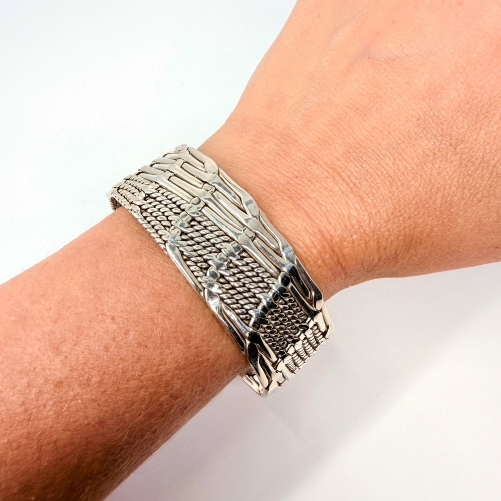 Vintage Sterling Silver Basket Weave Cuff Taxco Style Flat Braided Bracelet - Picture 4 of 8